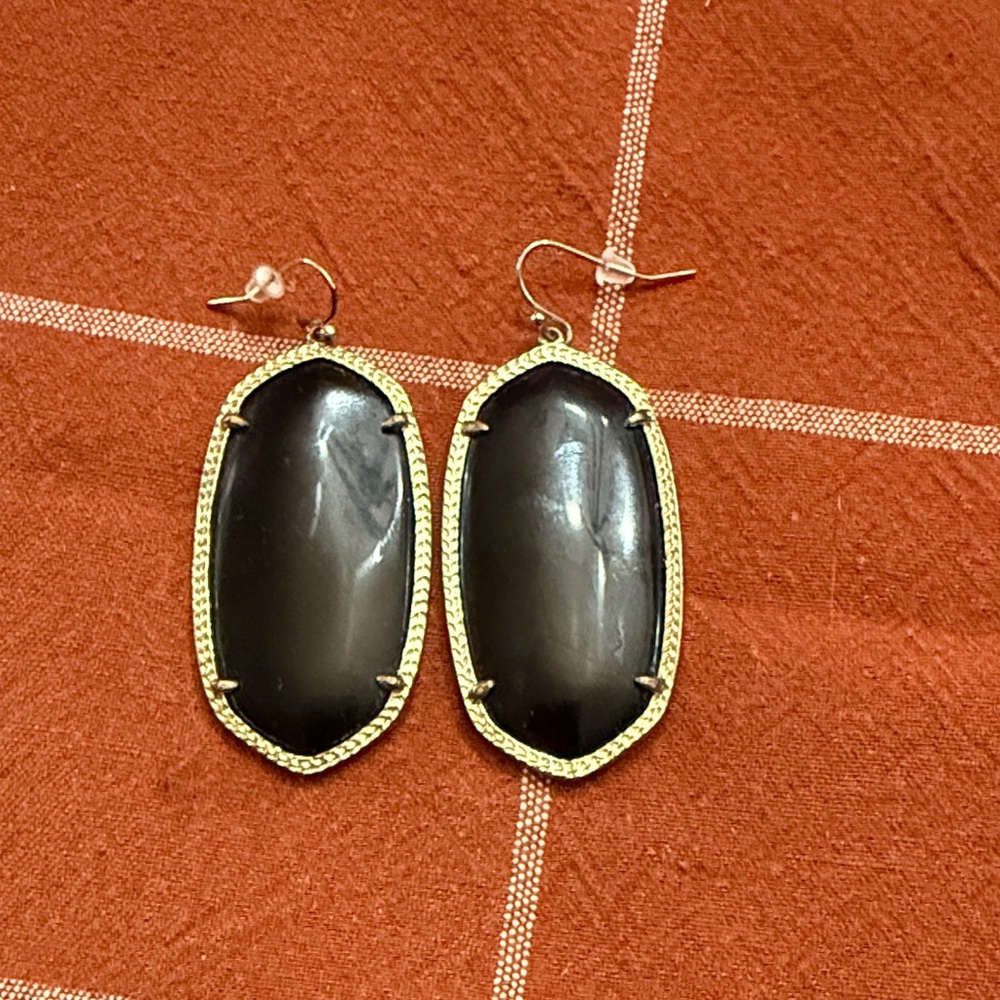 Kendra Scott Black and Gold Oval Earrings
